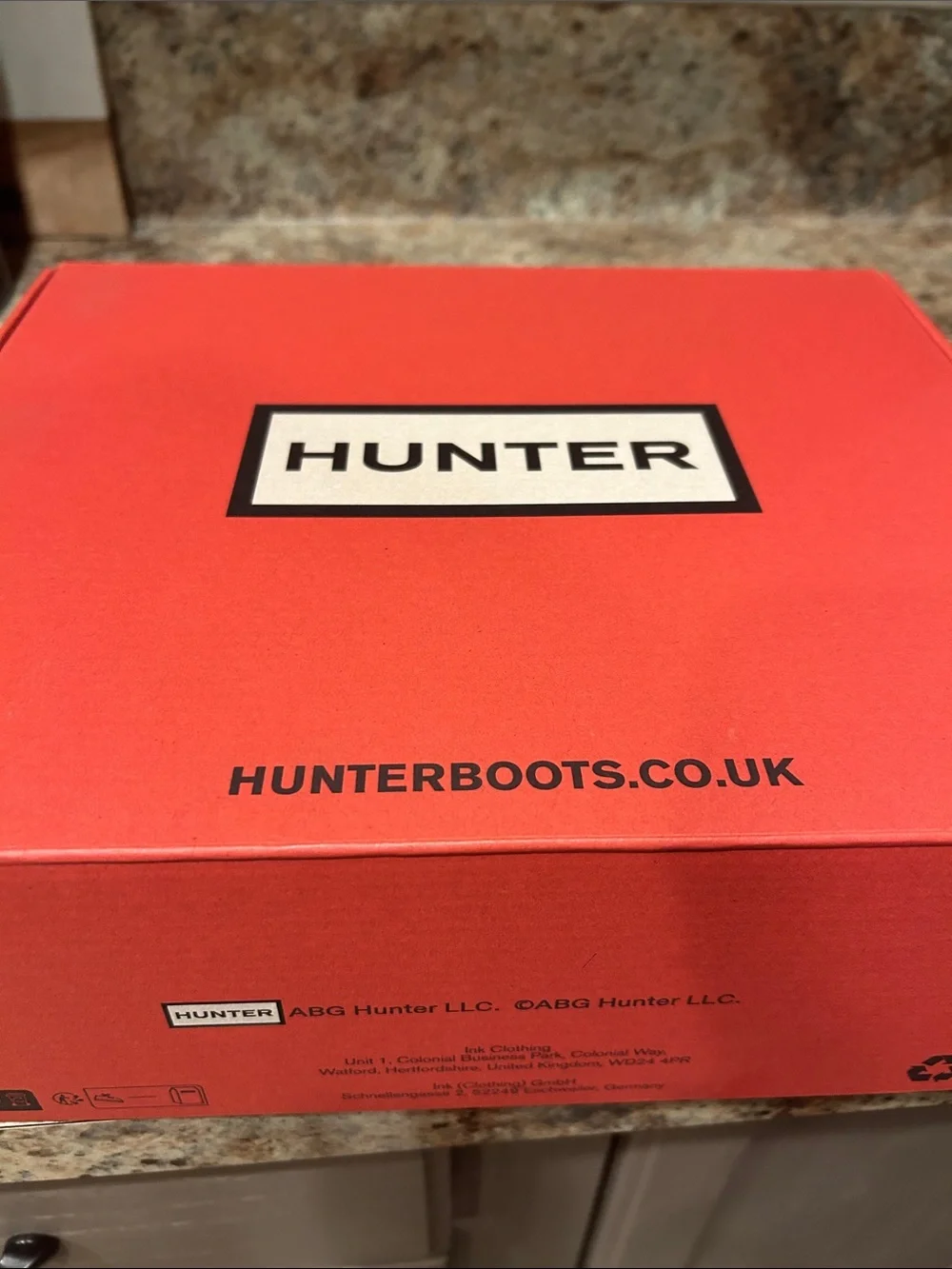 Hunter Women's US 8 Original Chelsea Boots Dark Olive Green Matte NEW IN BOX